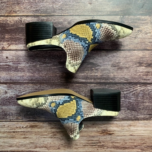 Steve Madden ~ Deandra Snakeskin Embossed Mule - Picture 4 of 12